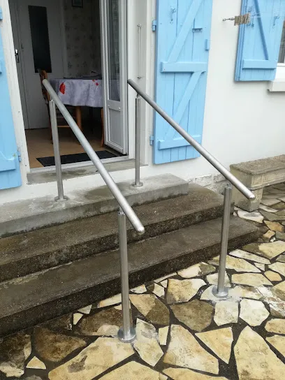 Image de OPTIDOMIA Salle de bain - Douche - Monte Escalier - Aménagement PMR